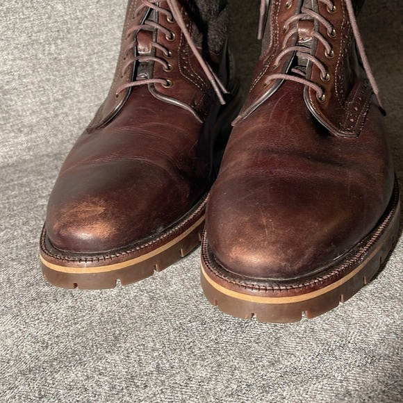 Johnston and Murphy Flex Cody Genuine Shearling Lined Boots.